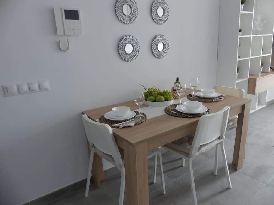 19 Piso Centrico, Nuevo Y Bien Equipado En La Trinidad Appartement La Laguna  Buitenkant foto